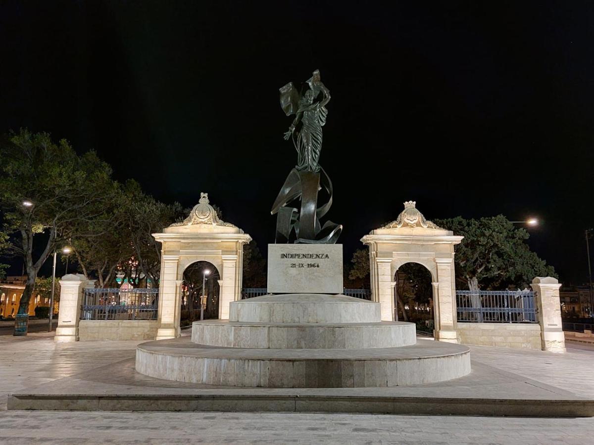Near Valletta City - Open Views - Ta Tessie Suite In Floriana - Malta Exterior foto